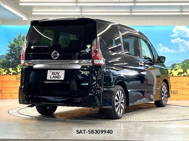 Nissan SERENA 2018-02 8850602-17