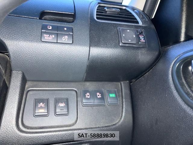 Nissan SERENA 2014-04 8850619-19