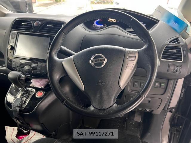 Nissan SERENA 2014-01 8849948-15