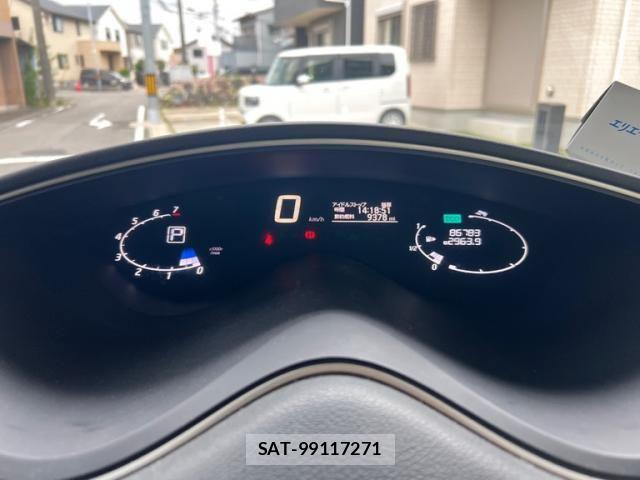 Nissan SERENA 2014-01 8849948-17