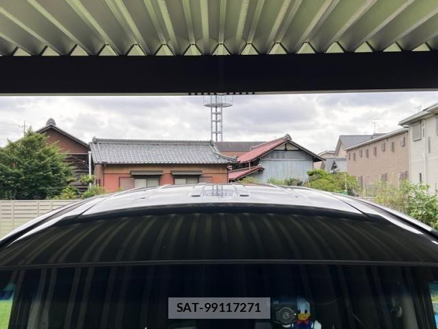 Nissan SERENA 2014-01 8849948-3