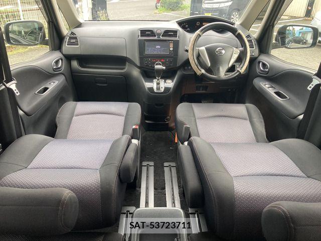 Nissan SERENA 2013-09 8850612-5