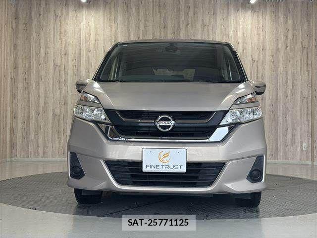 Nissan SERENA 2018-01 8850614-14