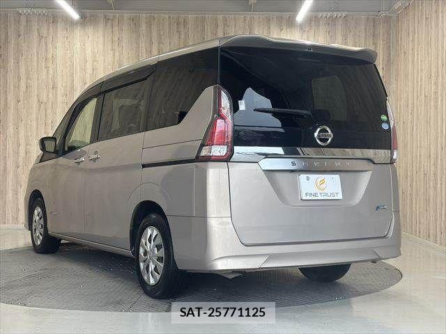Nissan SERENA 2018-01 8850614-19