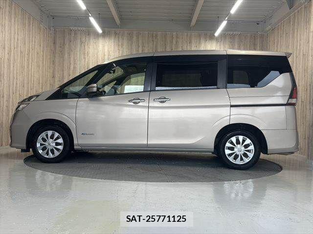 Nissan SERENA 2018-01 8850614-20