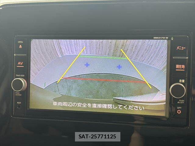 Nissan SERENA 2018-01 8850614-5