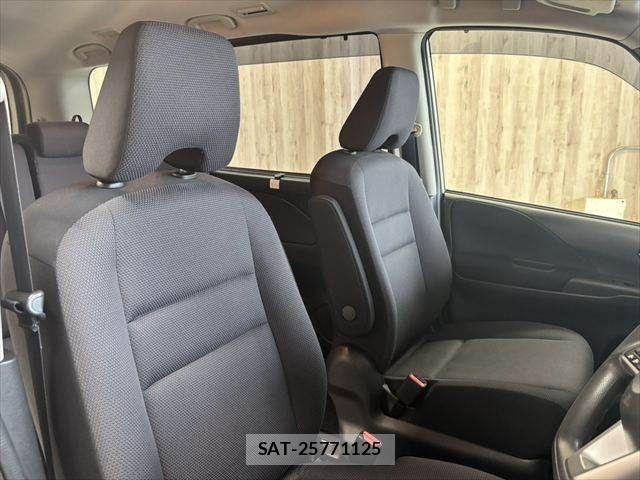 Nissan SERENA 2018-01 8850614-7