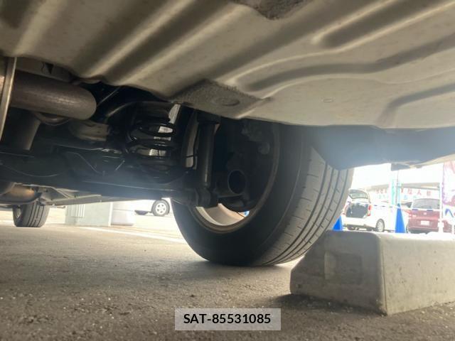 Nissan SERENA 2014-05 8850613-11