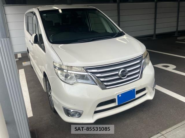 Nissan SERENA 2014-05 8850613-1