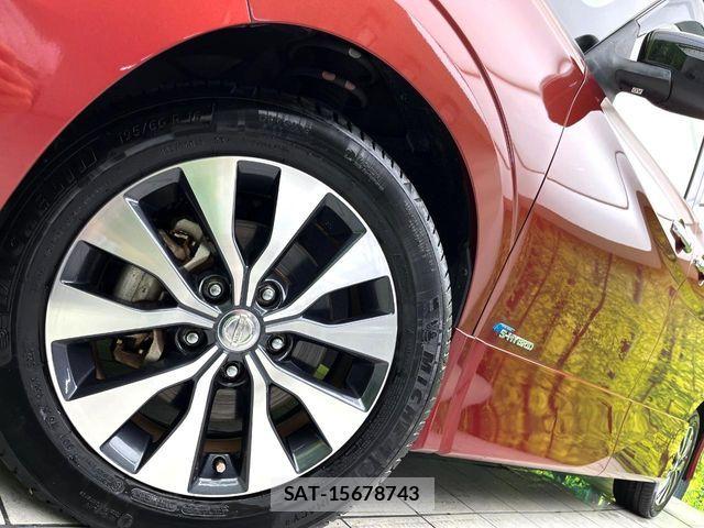 Nissan SERENA 2017-08 8850603-13