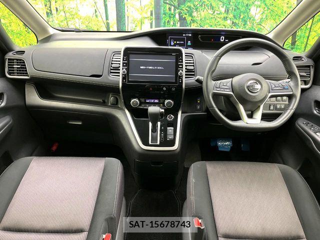 Nissan SERENA 2017-08 8850603-1