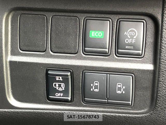 Nissan SERENA 2017-08 8850603-5