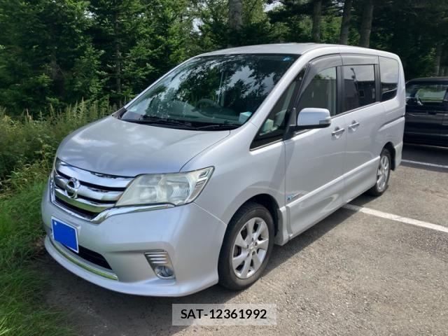 Nissan SERENA 2013-07 8872047-3