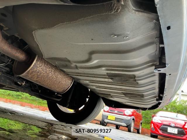 Nissan SERENA 2013-11 8872048-12