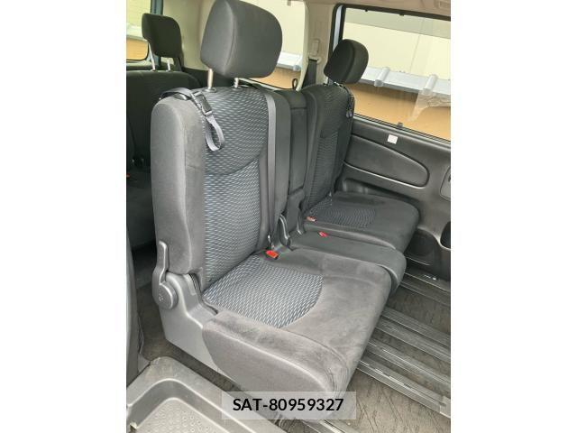 Nissan SERENA 2013-11 8872048-21