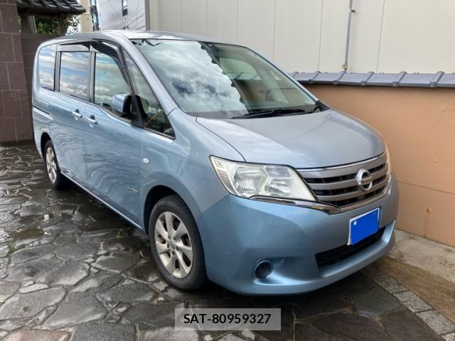 Nissan SERENA 2013-11 8872048-2