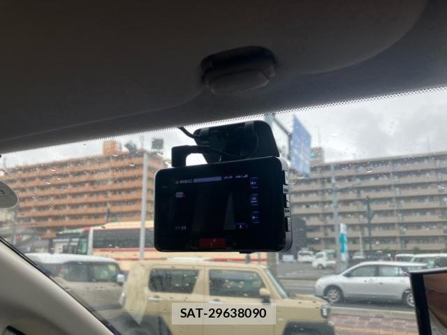 Nissan SERENA 2013-09 8872044-25