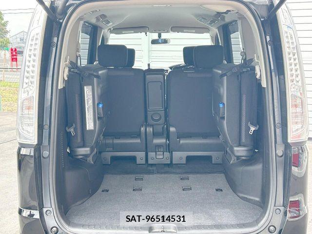 Nissan SERENA 2013-09 8872043-12
