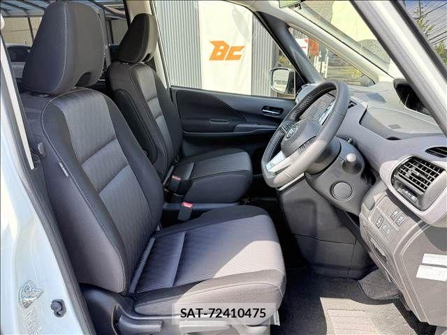 Nissan SERENA 2021-10 8872036-8