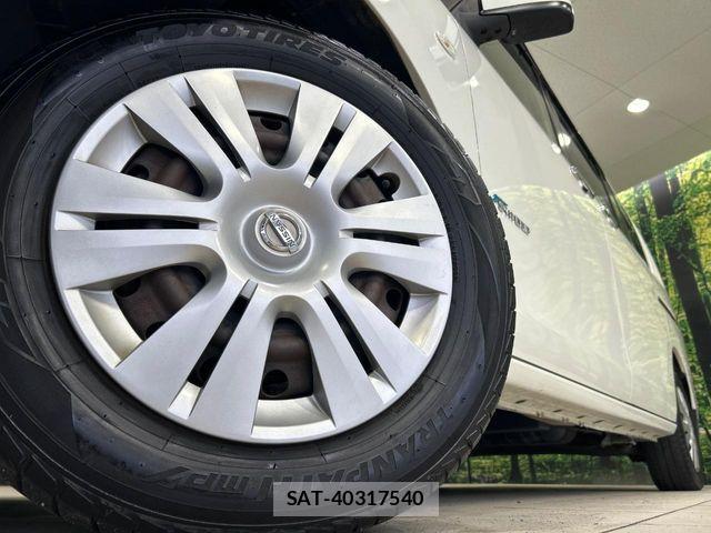 Nissan SERENA 2013-09 8882088-12