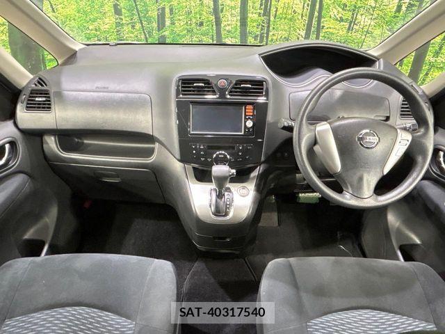 Nissan SERENA 2013-09 8882088-1
