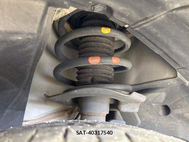Nissan SERENA 2013-09 8882088-19