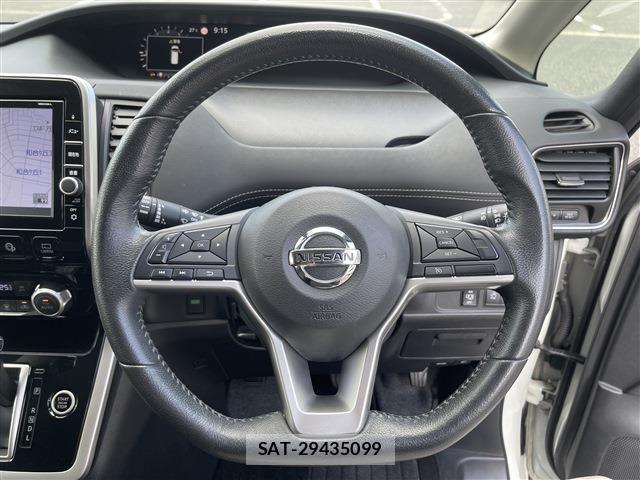 Nissan SERENA 2018-09 8882076-10