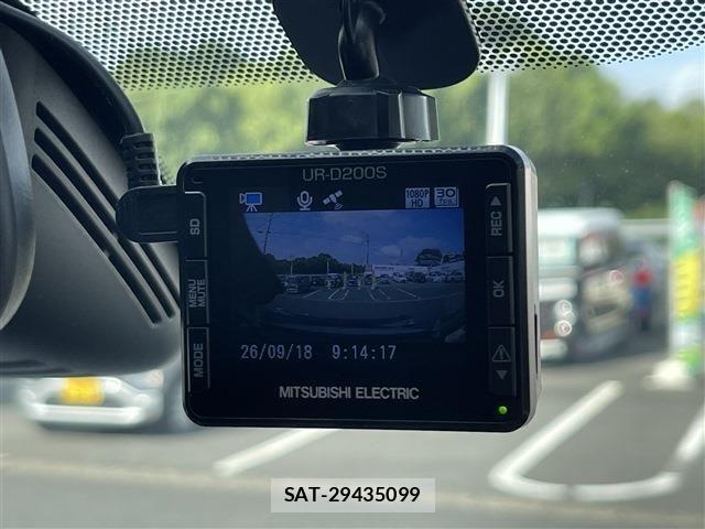 Nissan SERENA 2018-09 8882076-5