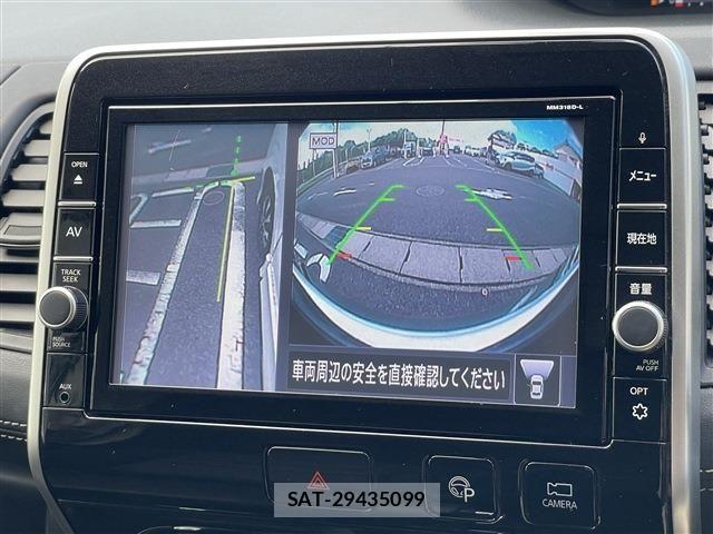 Nissan SERENA 2018-09 8882076-8