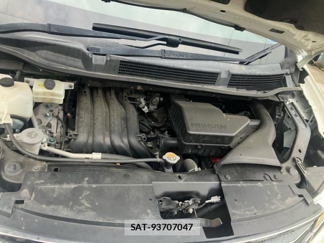 Nissan SERENA 2014-11 8882089-6