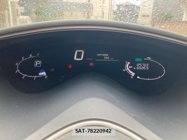 Nissan SERENA 2013-10 8882106-22