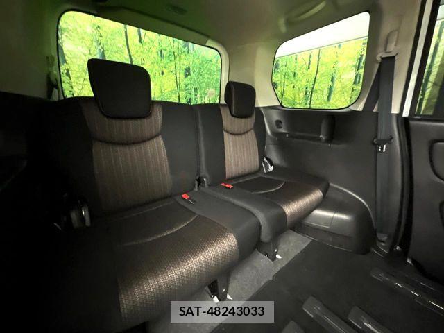 Nissan SERENA 2015-08 8882083-8