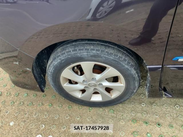 Nissan SERENA 2013-02 8882103-10