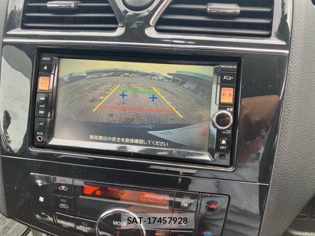 Nissan SERENA 2013-02 8882103-15