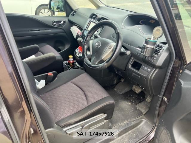 Nissan SERENA 2013-02 8882103-3