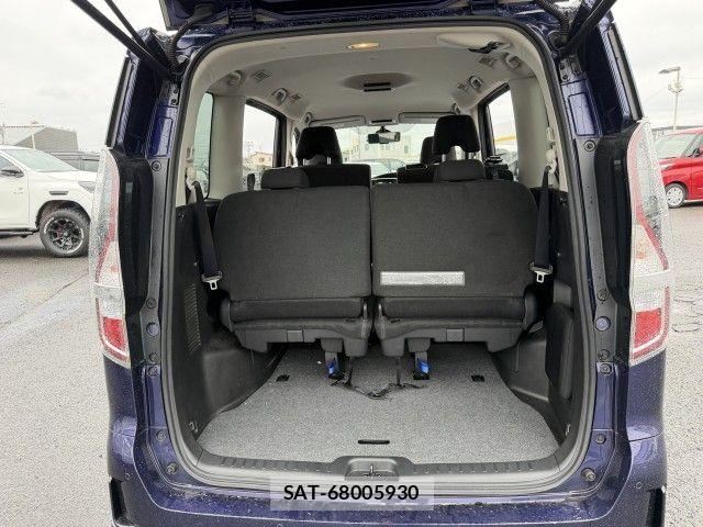 Nissan SERENA 2021-09 8882059-5