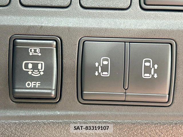 Nissan SERENA 2019-12 8882057-5