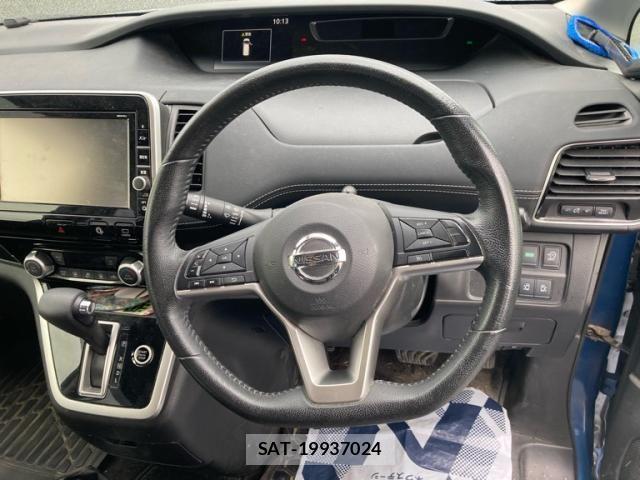 Nissan SERENA 2018-02 8882084-12