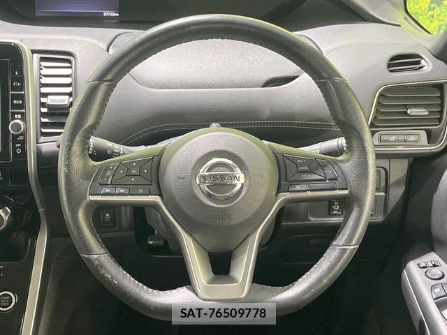 Nissan SERENA 2018-01 8882070-11