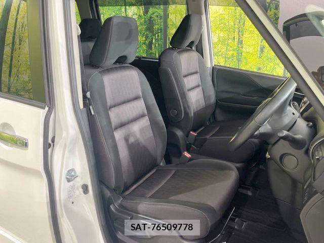 Nissan SERENA 2018-01 8882070-7