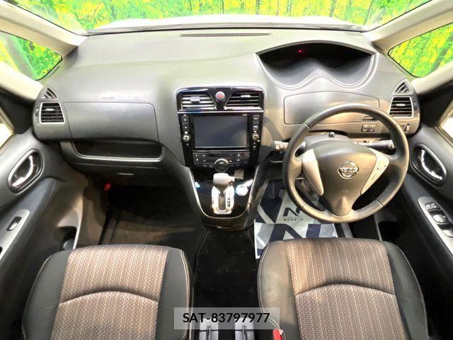 Nissan SERENA 2015-04 8882077-1