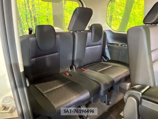 Nissan SERENA 2018-03 8882063-10