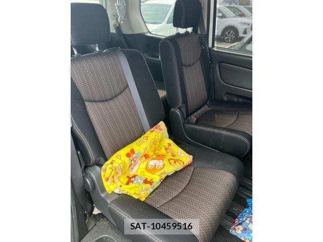 Nissan SERENA 2015-12 8882100-9