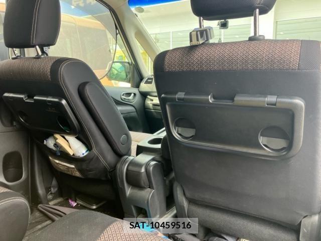 Nissan SERENA 2015-12 8882100-10