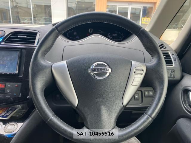 Nissan SERENA 2015-12 8882100-14