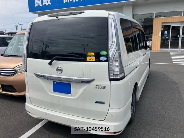 Nissan SERENA 2015-12 8882100-2