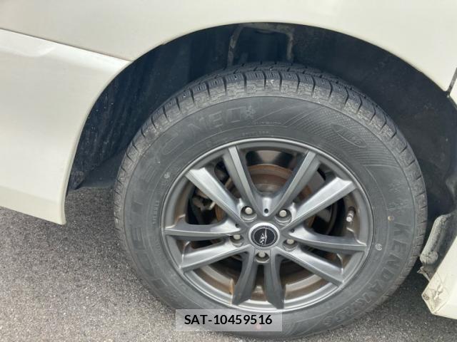 Nissan SERENA 2015-12 8882100-6