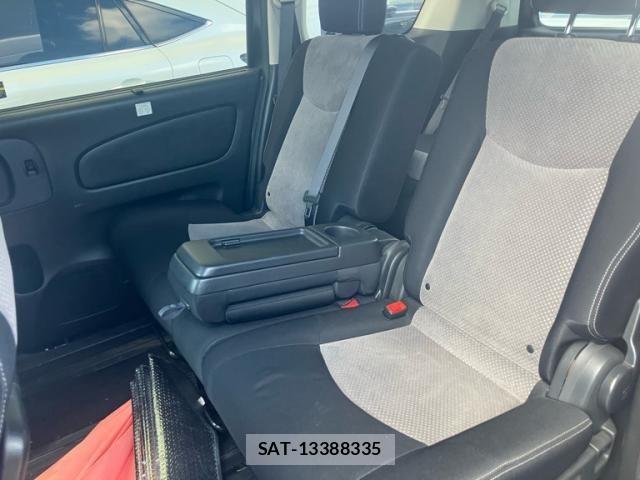 Nissan SERENA 2015-11 8882097-12
