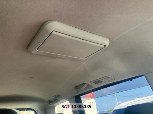 Nissan SERENA 2015-11 8882097-28