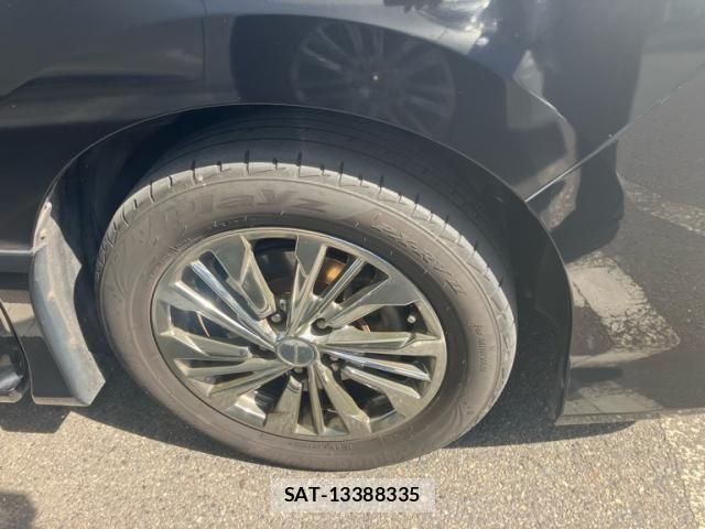 Nissan SERENA 2015-11 8882097-6